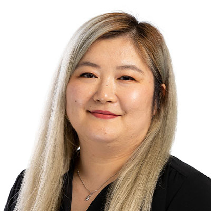 Julia Zhang